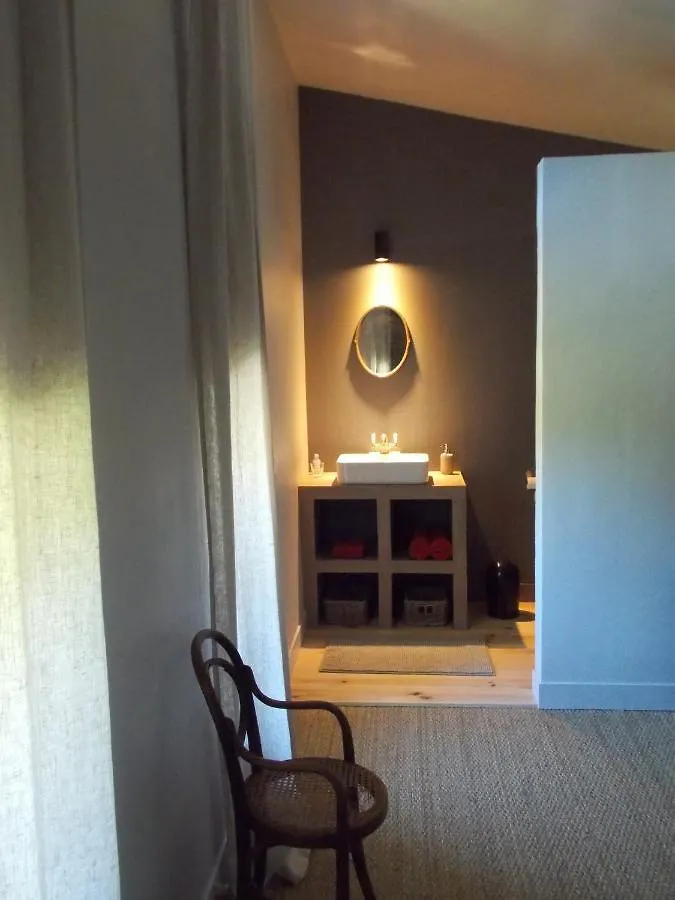 La Rosiere Bed & Breakfast Auzelles 0*,